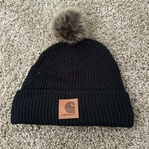Black Carhartt hat